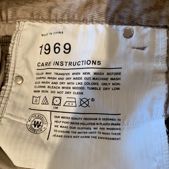 Gap 1969 Animal Print Corduroy Pants 27 real straight jeans NWOT tan & brown gap - Picture 4 of 5